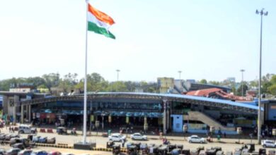 रायपुर रेलवे स्टेशन पार्किंग ठेका विवाद: अफसरों की मेहरबानी, बिना लाइसेंस फीस के चल रहा ठेका