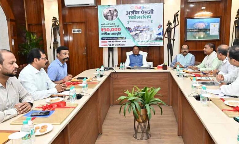 बेटियों की शिक्षा से पीढ़ियाँ होती हैं शिक्षित : मुख्यमंत्री साय बेटियों की शिक्षा से पीढ़ियाँ होती हैं शिक्षित : मुख्यमंत्री साय