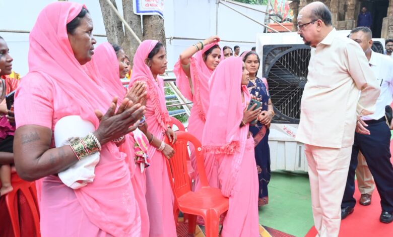 राज्यपाल रमेन डेका ने लखपति दीदियों के हुनर को सराहा….