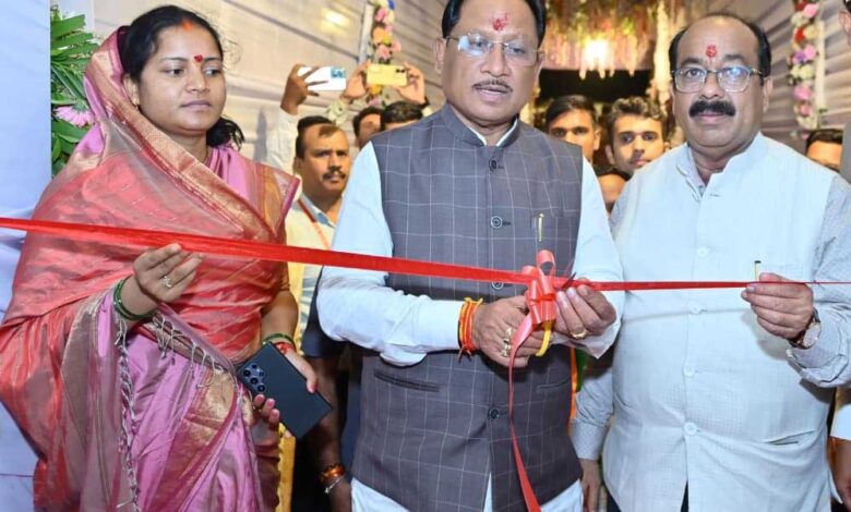रायपुर : मुख्यमंत्री विष्णु देव साय ने रायगढ़ जिले के ग्राम गढ़ उमरिया में नवगुरुकुल का किया शुभारंभ