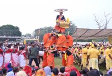 रायपुर : महिला एवं बाल विकास मंत्री श्रीमती राजवाड़े संबलपुर में करमा तिहार उत्सव में शामिल हुईं