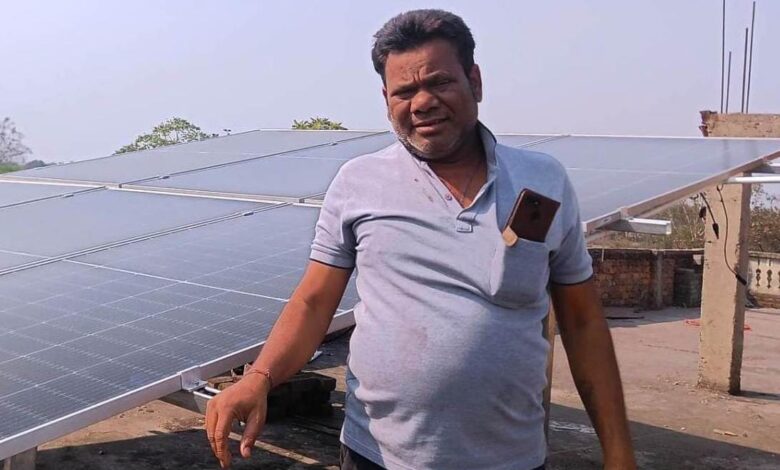 छत पर सोलर, घर में उजाला और जेब में बचत: नेत्रनंद प्रधान….