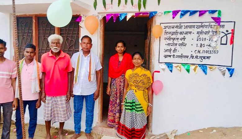प्रधानमंत्री आवास योजना : कच्चे मकान से मिला छुटकारा, अब पक्के मकान में हो रहा गुजारा…. प्रधानमंत्री आवास योजना : कच्चे मकान से मिला छुटकारा, अब पक्के मकान में हो रहा गुजारा….
