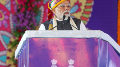 प्रधानमंत्री नरेन्‍द्र मोदी ने राजस्थान के बांसवाड़ा जिले में 1,22,100 करोड़ रुपये से अधिक के विकास कार्यों का उद्घाटन और शिलान्यास किया