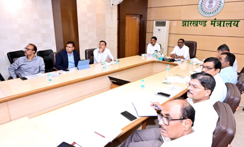 मुख्यमंत्री हेमन्त सोरेन ने मेगा स्पोर्ट्स कॉम्प्लेक्स, होटवार, प्रस्तावित उन्नयन को लेकर उच्चस्तरीय बैठक की