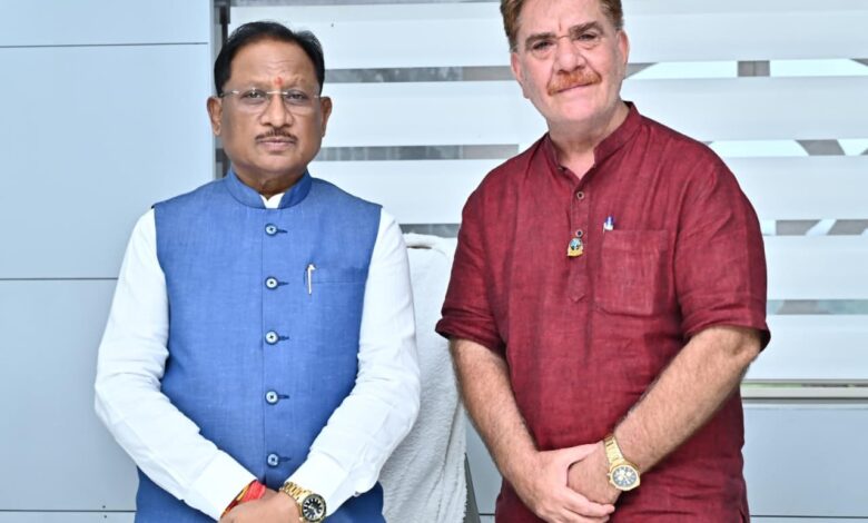 मुख्यमंत्री विष्णु देव साय से हार्टफुलनेस संस्थान के डायरेक्टर त्रिलोचन चावला ने की सौजन्य भेंट….