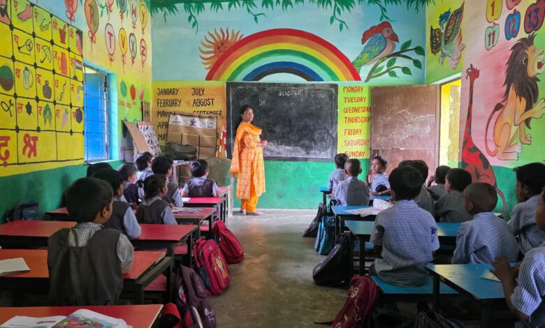 युक्तियुक्तकरण की पहल से बड़ादमाली प्राथमिक शाला में बच्चों की पढ़ाई में आई नई ऊर्जा, अभिभावकों ने जताया आभार…..