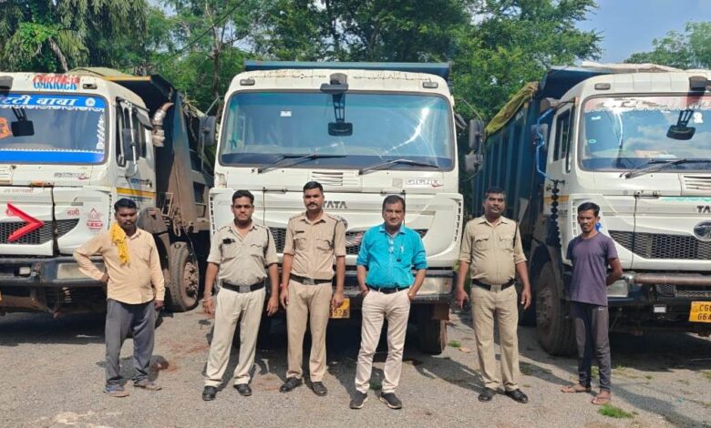 रेत, गिट्टी एवं मुरम के अवैध परिवहन पर खनिज विभाग की बड़ी कार्रवाई- 13 हाईवा जब्त…. रेत, गिट्टी एवं मुरम के अवैध परिवहन पर खनिज विभाग की बड़ी कार्रवाई- 13 हाईवा जब्त….