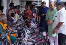 पर्यटन एवं संस्कृति मंत्री राजेश अग्रवाल ने दिव्यांगजनों को ट्रायसायकल एवं व्हीलचेयर का किया वितरण….