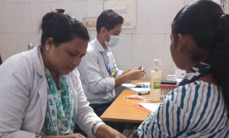 ‘स्वस्थ नारी सशक्त परिवार अभियान’ : सिम्स मे सिकल सेल रोग की जाँच एवं जागरूकता शिविर का आयोजन…. ‘स्वस्थ नारी सशक्त परिवार अभियान’ : सिम्स मे सिकल सेल रोग की जाँच एवं जागरूकता शिविर का आयोजन….