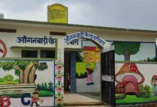 महानगरों के प्ले स्कूल की तरह सुंदर आंगनबाड़ी पहाड़ी कोरवा बस्तियों में….
