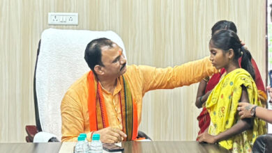 ‘पापा, मैं ठीक हो जाऊंगी ना?’ – दिल की बीमारी से जूझ रही मासूम शांभवी गुरला का सवाल….