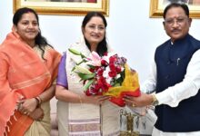 मुख्यमंत्री विष्णु देव साय से केंद्रीय महिला एवं बाल विकास मंत्री श्रीमती अन्नपूर्णा देवी ने की सौजन्य भेंट….
