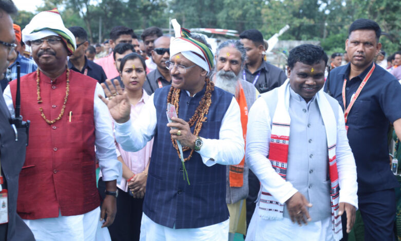 मुख्यमंत्री विष्णुदेव साय का नरहरपुर आगमन पर किया गया आत्मीय स्वागत…