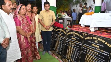 तेजी से विकास कार्य कराएं जा रहे हैं : राजस्व मंत्री टंक राम वर्मा…..