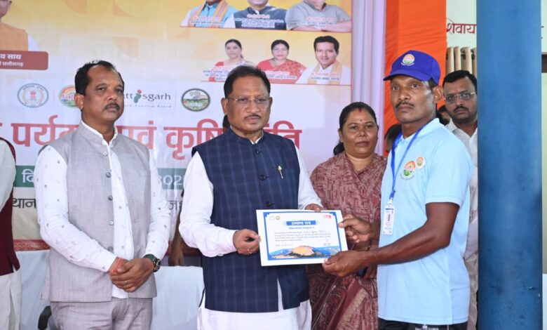 मुख्यमंत्री विष्णुदेव साय ने की सामुदायिक पर्यटन की नई पहल…..