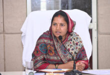 मंत्री लक्ष्मी राजवाड़े ने ली विभागीय समीक्षा बैठक….