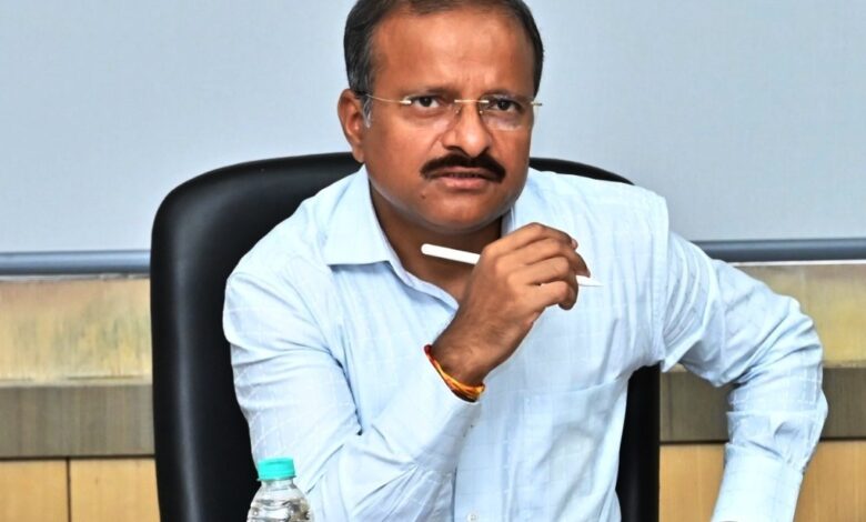 मुख्यमंत्री के प्रमुख सचिव ने नक्सल प्रभावित जिलों में विकास कार्यों की समीक्षा की…. मुख्यमंत्री के प्रमुख सचिव ने नक्सल प्रभावित जिलों में विकास कार्यों की समीक्षा की….