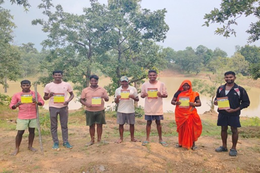 अमृत सरोवर ने बदली तस्वीर : अकलासरई गाँव में हरियाली और आत्मनिर्भरता की नई कहानी…. अमृत सरोवर ने बदली तस्वीर : अकलासरई गाँव में हरियाली और आत्मनिर्भरता की नई कहानी….