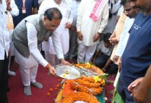 मुख्यमंत्री विष्णु देव साय ने पूर्व प्रांत प्रचारक श्रद्धेय शांताराम जी को दी श्रद्धांजलि…