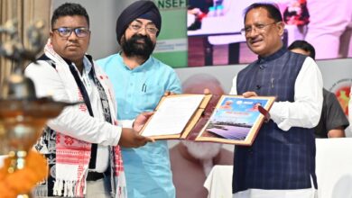 प्रदेश में सौर ऊर्जा के उपभोक्ता ऊर्जा उत्पादक के साथ-साथ बन रहे हैं ऊर्जा दाता : मुख्यमंत्री साय… प्रदेश में सौर ऊर्जा के उपभोक्ता ऊर्जा उत्पादक के साथ-साथ बन रहे हैं ऊर्जा दाता : मुख्यमंत्री साय…