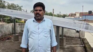 पीएम सूर्यघर मुफ्त बिजली योजना से जगमगाया दुलेश साहू का घर… पीएम सूर्यघर मुफ्त बिजली योजना से जगमगाया दुलेश साहू का घर…