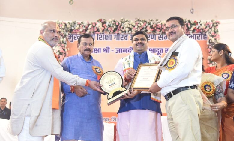 शिक्षकीय सेवा सबसे बड़ा पुण्य कार्य : स्कूल शिक्षा मंत्री गजेन्द्र यादव….