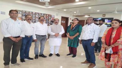 BRP विशेष शिक्षक संघ में नाराजगी, डिप्टी सीएम से संविलियन की उठी मांग BRP विशेष शिक्षक संघ में नाराजगी, डिप्टी सीएम से संविलियन की उठी मांग