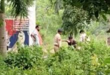 जेल के बाहर युवक पर बर्बर हमला, जेलर और आरक्षकों की कथित पिटाई का वीडियो वायरल