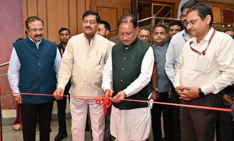रायपुर : गुणवत्ता और मानक ही आत्मनिर्भर भारत की पहचान — मुख्यमंत्री विष्णु देव साय रायपुर : गुणवत्ता और मानक ही आत्मनिर्भर भारत की पहचान — मुख्यमंत्री विष्णु देव साय