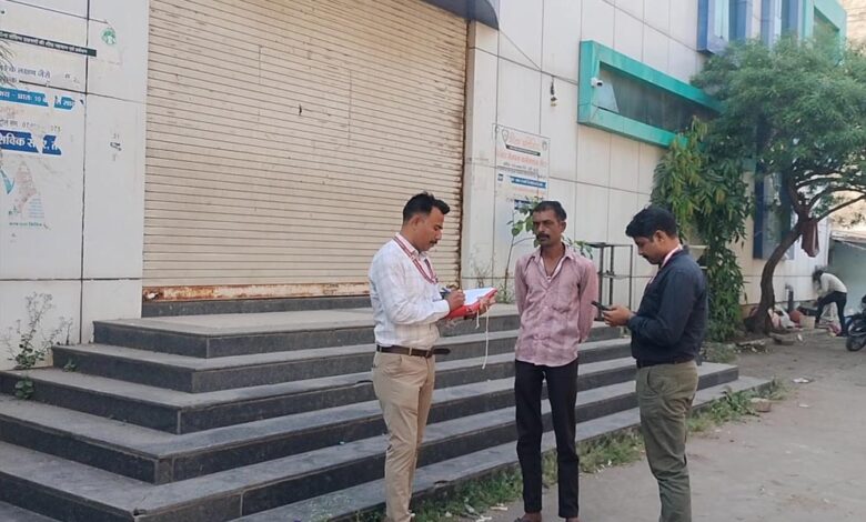 रतलाम में स्विमिंग पूल टेंडर घोटाले की जांच, करोड़ों की संपत्ति 1.5 लाख में लीज पर देने का मामला रतलाम में स्विमिंग पूल टेंडर घोटाले की जांच, करोड़ों की संपत्ति 1.5 लाख में लीज पर देने का मामला