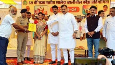 खेल हमें जीवन को अनुशासित होकर जीने की प्रेरणा देता है : मंत्री उदय प्रताप   सिंह खेल हमें जीवन को अनुशासित होकर जीने की प्रेरणा देता है : मंत्री उदय प्रताप   सिंह