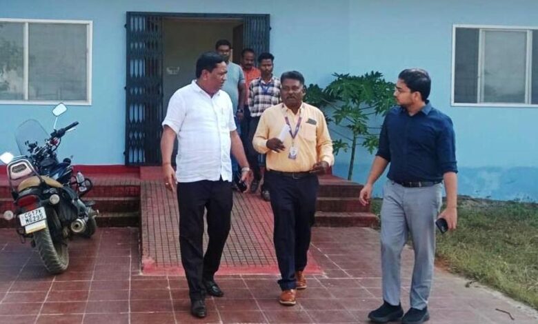 रायपुर : आड़ावाल नक्सल पुनर्वास केंद्र नवां बाट में आत्मसमर्पित माओवादियों को मिल रहा आजीविका प्रशिक्षण रायपुर : आड़ावाल नक्सल पुनर्वास केंद्र नवां बाट में आत्मसमर्पित माओवादियों को मिल रहा आजीविका प्रशिक्षण