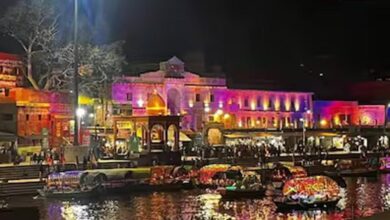 चित्रकूट में दीपावली मेले की भव्य शुरुआत, पहले दिन उमड़े 8 लाख श्रद्धालु; आज CM मोहन करेंगे कामदगिरी परिक्रमा चित्रकूट में दीपावली मेले की भव्य शुरुआत, पहले दिन उमड़े 8 लाख श्रद्धालु; आज CM मोहन करेंगे कामदगिरी परिक्रमा