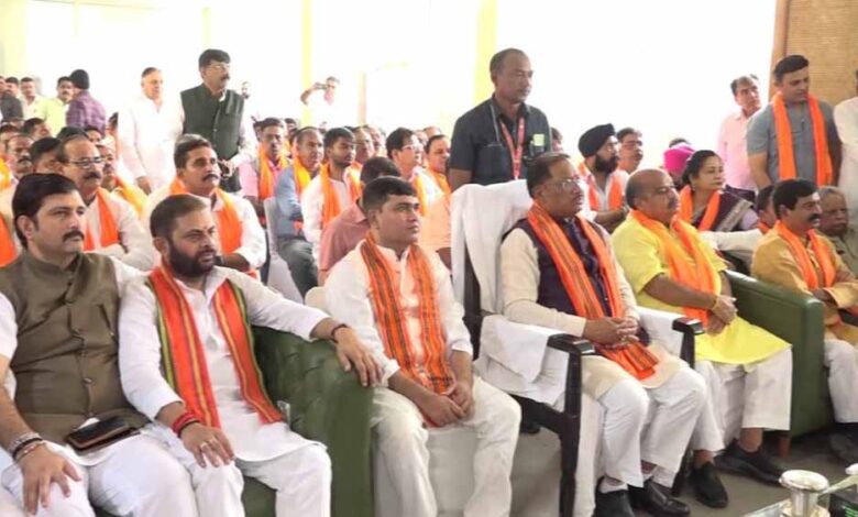 मुख्यमंत्री साय ने सुनी ‘मन की बात’, छत्तीसगढ़ का उल्लेख करने पर प्रधानमंत्री मोदी का धन्यवाद किया मुख्यमंत्री साय ने सुनी ‘मन की बात’, छत्तीसगढ़ का उल्लेख करने पर प्रधानमंत्री मोदी का धन्यवाद किया