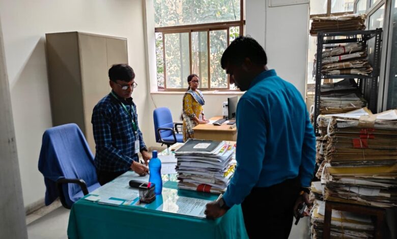 उपायुक्त मंजूनाथ भजंत्री ने समाहरणालय भवन का किया औचक निरीक्षण
