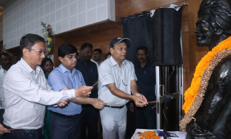 रांची में तीन दिवसीय धरती आबा आदिवासी फिल्म फेस्टिवल शुरु रांची में तीन दिवसीय धरती आबा आदिवासी फिल्म फेस्टिवल शुरु