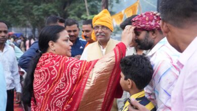 ग्रामीण विकास मंत्री दीपिका पांडेय सिंह ने भगवान सूर्य को अर्पित किया अर्घ्य