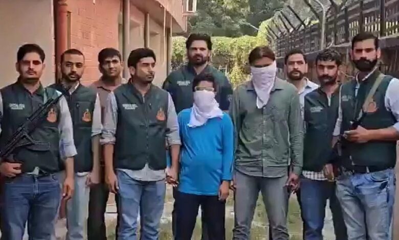 भोपाल : शांति का टापू अब आतंकियों का सेफ जोन, 3 साल में सीरिया से बांग्लादेश तक के आतंकी गिरफ्तार भोपाल : शांति का टापू अब आतंकियों का सेफ जोन, 3 साल में सीरिया से बांग्लादेश तक के आतंकी गिरफ्तार