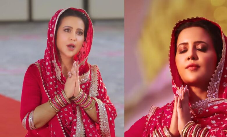 अमृता फडणवीस के भजन ने जीता दिल, दिग्विजय बोले- ‘अच्छा लगा’, 4 दिन में 45 लाख से अधिक व्यूज अमृता फडणवीस के भजन ने जीता दिल, दिग्विजय बोले- ‘अच्छा लगा’, 4 दिन में 45 लाख से अधिक व्यूज