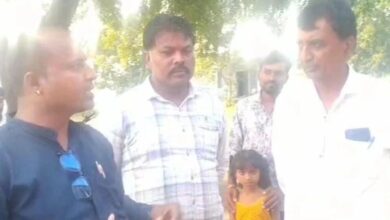 बुरहानपुर: हिंदू बच्चों को नमाज सिखाने वाले सरकारी शिक्षक निलंबित