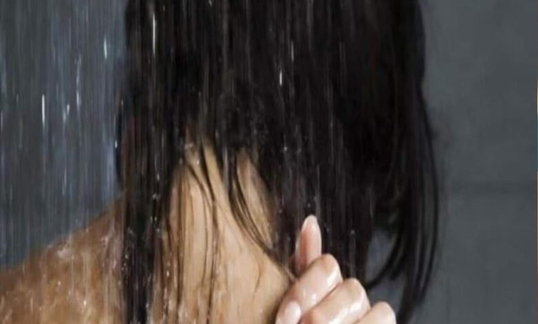 ग्वालियर की लड़की के साथ ऑनलाइन धोखा, नहाते हुए वीडियो कॉल करने के बहाने फंसा दी