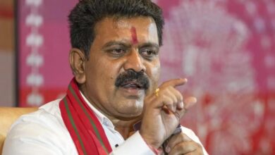 गृह मंत्री विजय शर्मा का दावा: पिछली सरकार ने रोके 18 लाख आवास, हमारी सरकार रोज़ बना रही 18 हज़ार मकान गृह मंत्री विजय शर्मा का दावा: पिछली सरकार ने रोके 18 लाख आवास, हमारी सरकार रोज़ बना रही 18 हज़ार मकान