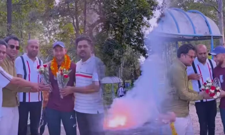 पहलगाम हमले में बीजेपी कार्यकर्ता की जान बचाने वाले नजाकत अहमद शाह का छत्तीसगढ़ में भव्य स्वागत पहलगाम हमले में बीजेपी कार्यकर्ता की जान बचाने वाले नजाकत अहमद शाह का छत्तीसगढ़ में भव्य स्वागत