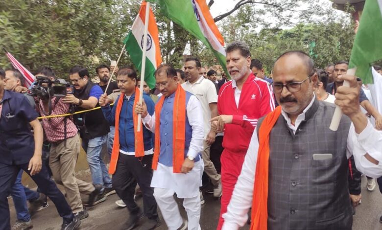 सरदार पटेल जयंती पर रायपुर में ‘रन फॉर यूनिटी’, सीएम विष्णुदेव साय ने दिखाई हरी झंडी सरदार पटेल जयंती पर रायपुर में ‘रन फॉर यूनिटी’, सीएम विष्णुदेव साय ने दिखाई हरी झंडी