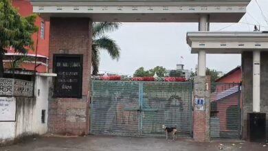 जबलपुर के अंजुमन इस्लामिया स्कूल ने शुक्रवार छुट्टी और रविवार स्कूल का फरमान जारी किया, विवाद जबलपुर के अंजुमन इस्लामिया स्कूल ने शुक्रवार छुट्टी और रविवार स्कूल का फरमान जारी किया, विवाद