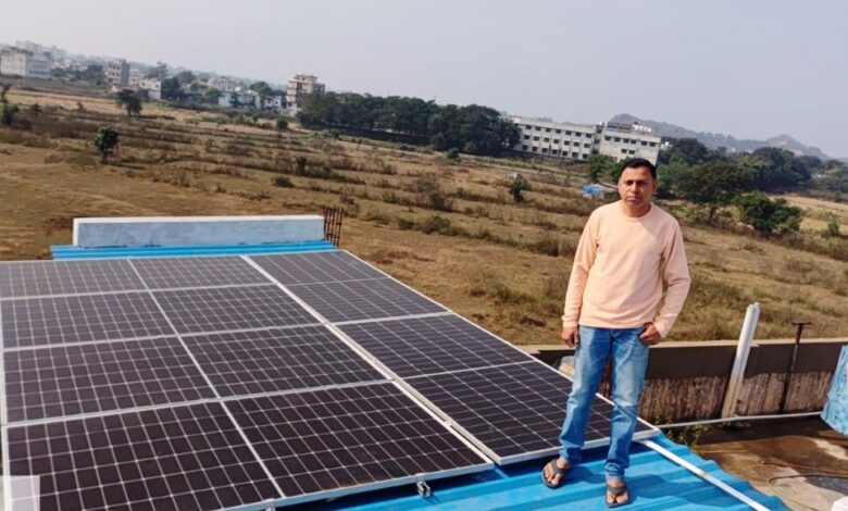 पीएम सूर्य घर मुफ्त बिजली योजना ने बदल दी दिलीप कुमार श्रीवास की जिंदगी….