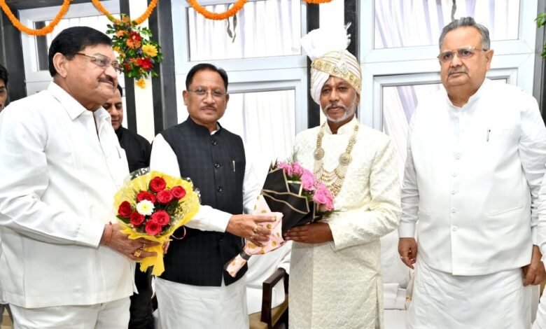 मुख्यमंत्री  साय गुरु खुशवंत साहेब के गृहप्रवेश कार्यक्रम में हुए शामिल