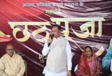 मुख्यमंत्री  साय ने जशपुर में दुलदुला छठ घाट में सूर्य को दिया अर्घ्य: प्रदेश की सुख-समृद्धि और खुशहाली की कामना की