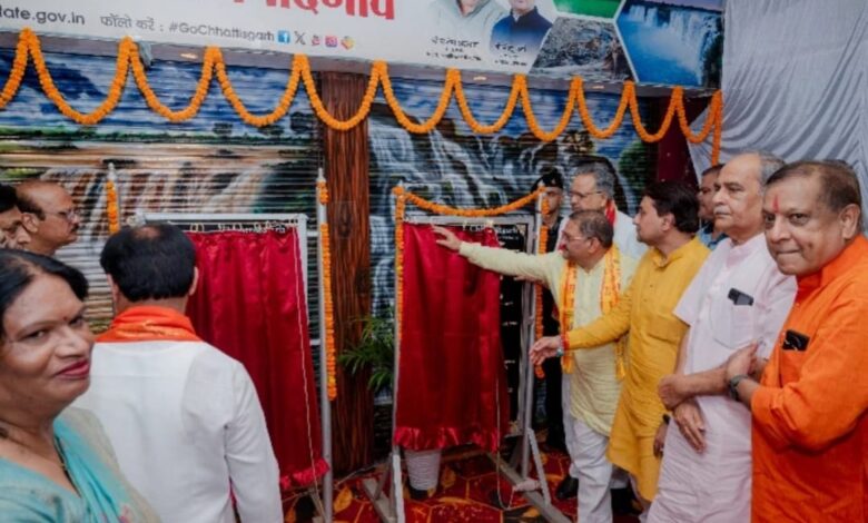 राजनांदगांव व डोंगरगढ़ में पर्यटक सूचना केन्द्र प्रारंभ: विधानसभा अध्यक्ष डॉ. रमन सिंह ने किया लोकार्पण…..